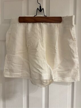 H&M Cream Linen-Blend Skort